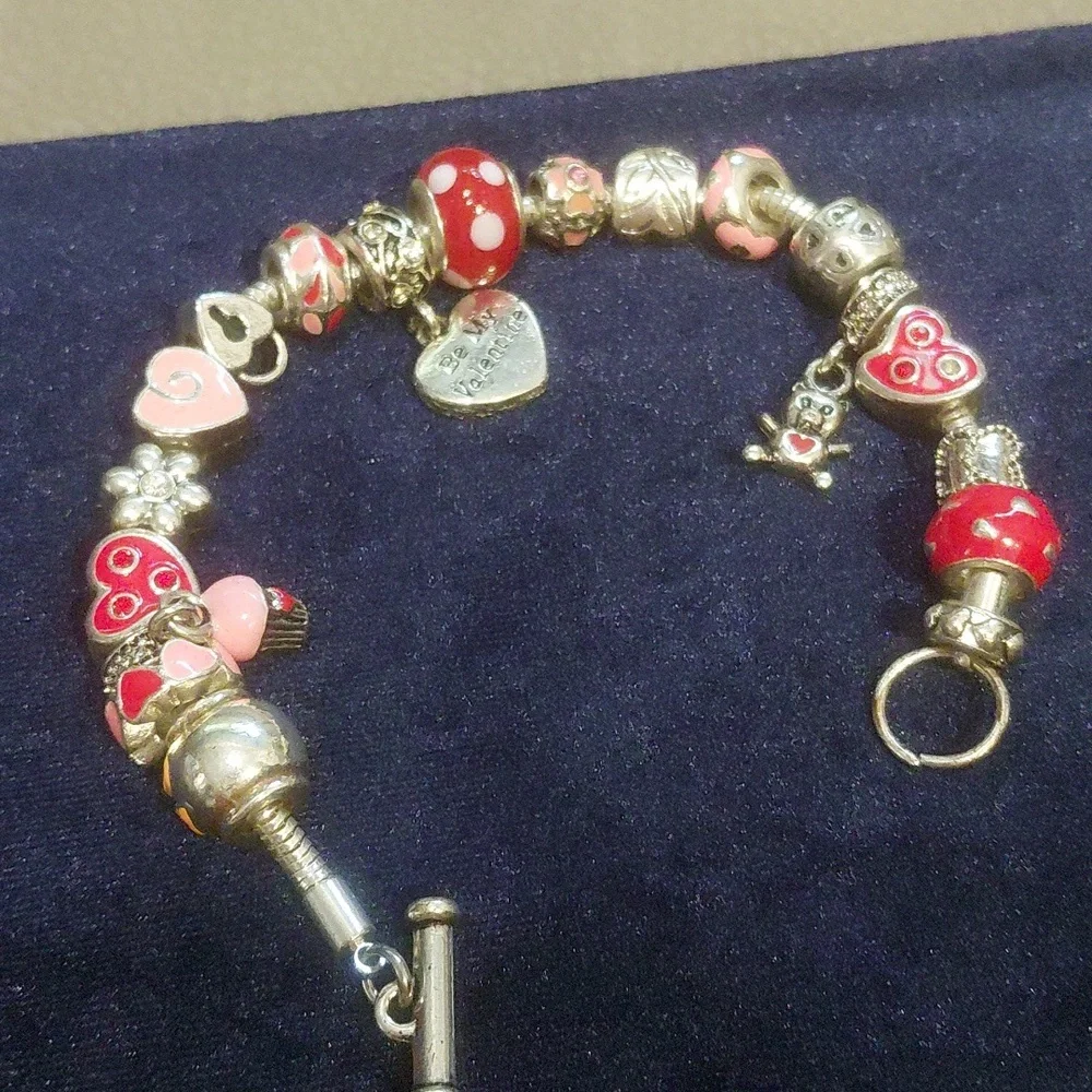 BRADFORD EXCHANGE CHARM BRACELET